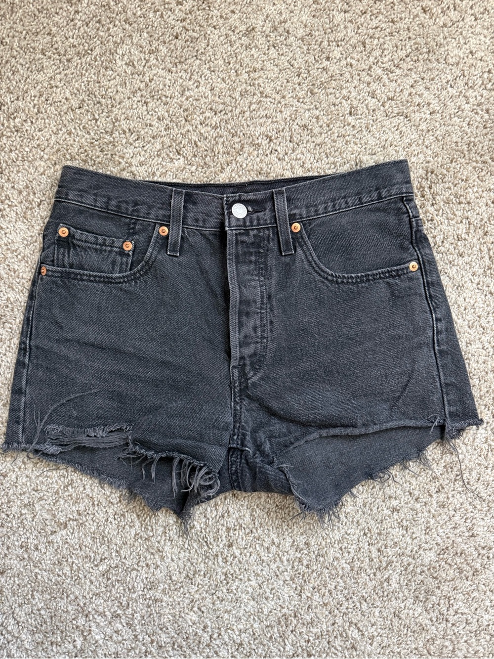 Levi's black low rise baggy denim shorts